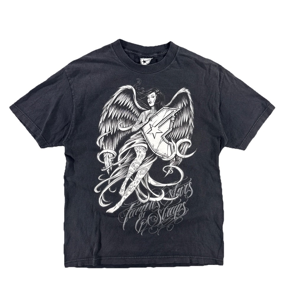 Y2K Famous Stars & Strips T-Shirt Men's Large Girl Goth Emo 00's Retro Angel‎